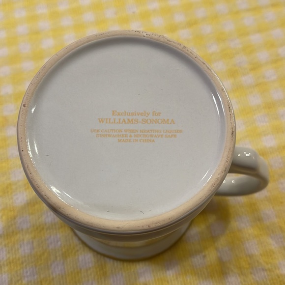 New Williams-Sonoma “A” coffee mug 4.5” tall, 3.75” diameter - Picture 4 of 5